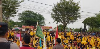 Tuntutan Mahasiswa ‘Almamater’ Mudah Dimentahkan DPRD Kalteng